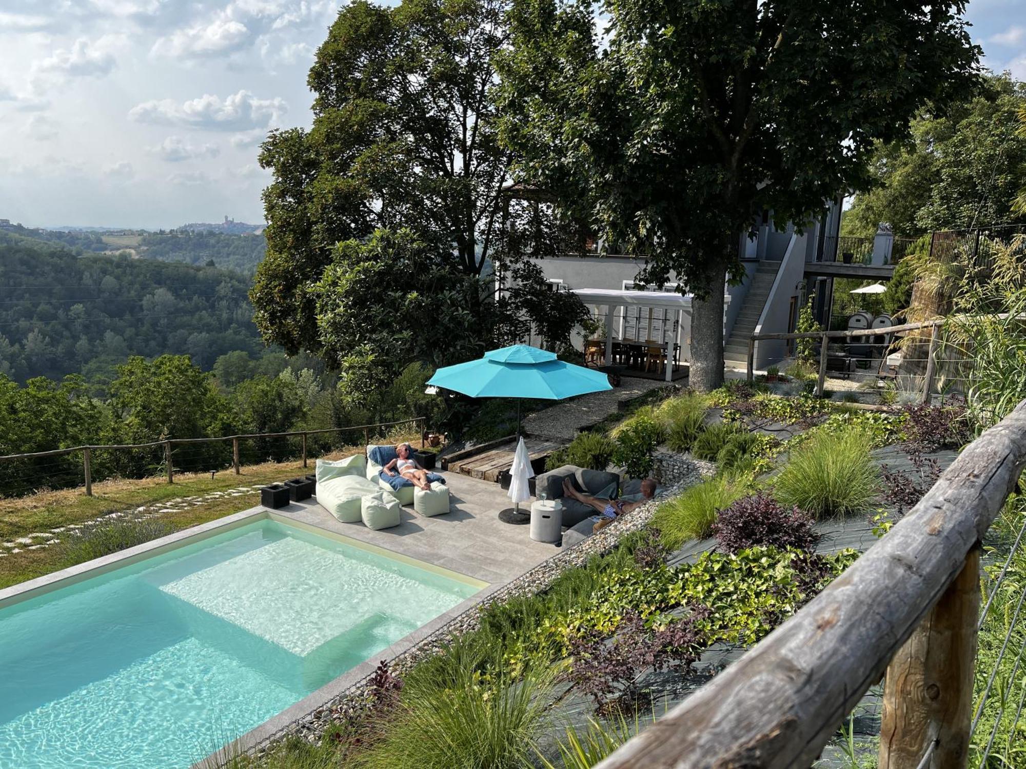 Montegrosso dʼAsti Cascina Giantino Suite Cantina - G A Y - M E N - O N L Y (Adults Only) المظهر الخارجي الصورة