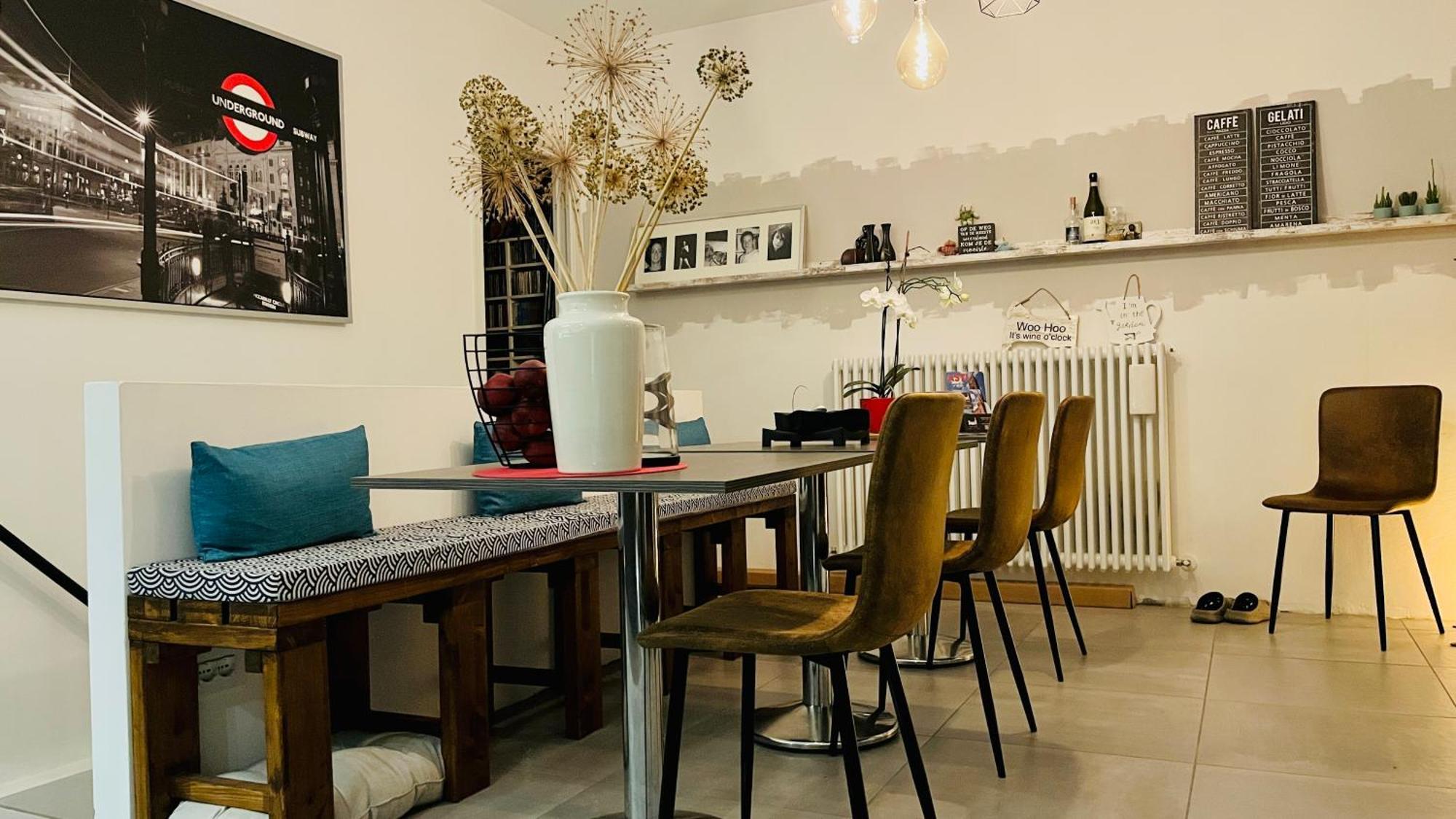 Montegrosso dʼAsti Cascina Giantino Suite Cantina - G A Y - M E N - O N L Y (Adults Only) المظهر الخارجي الصورة