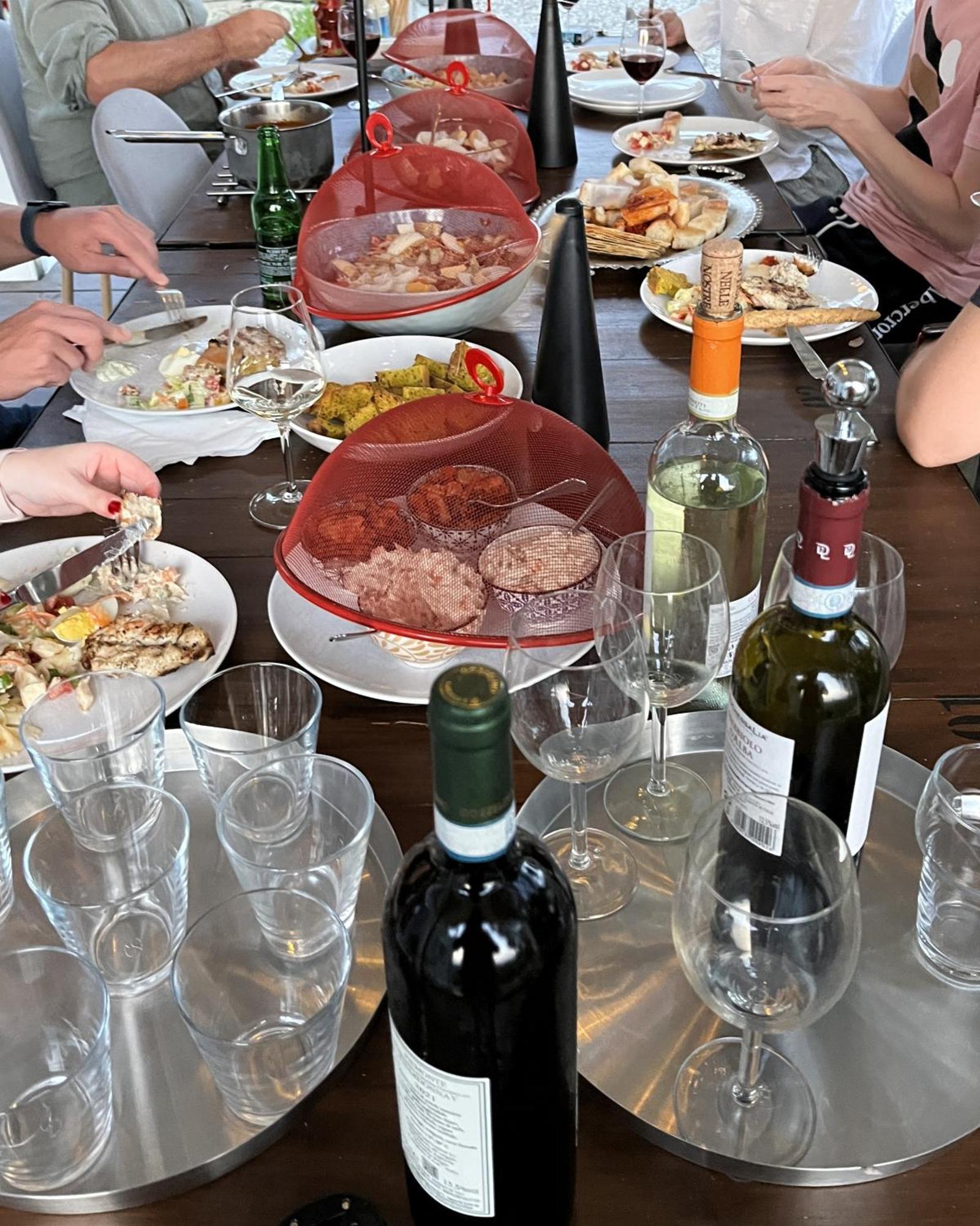 Montegrosso dʼAsti Cascina Giantino Suite Cantina - G A Y - M E N - O N L Y (Adults Only) المظهر الخارجي الصورة